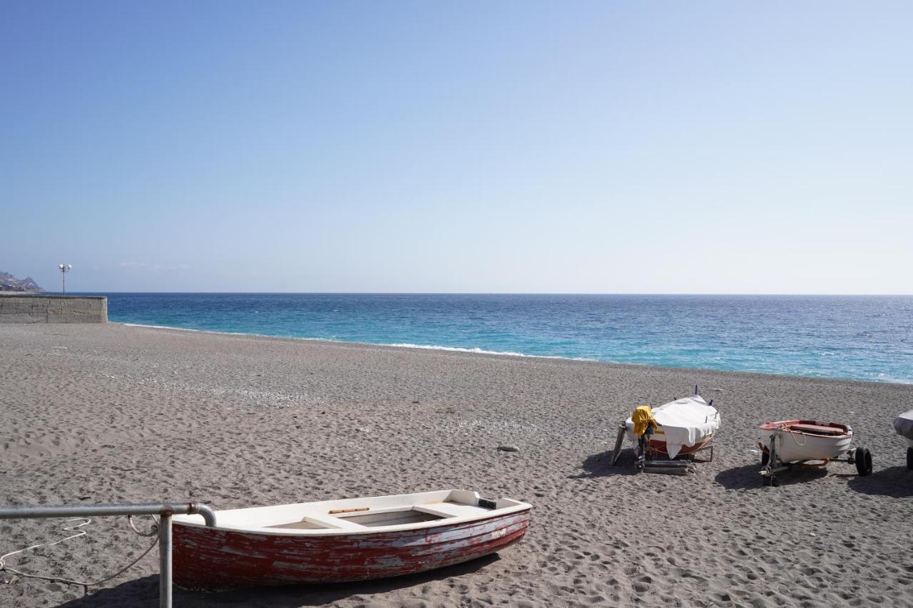 Vacanza Taormina Mare Mazzeo Exterior foto