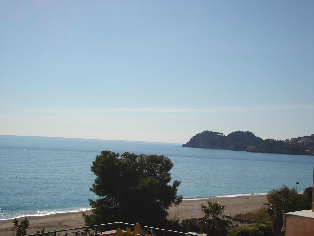 Vacanza Taormina Mare Mazzeo Zimmer foto